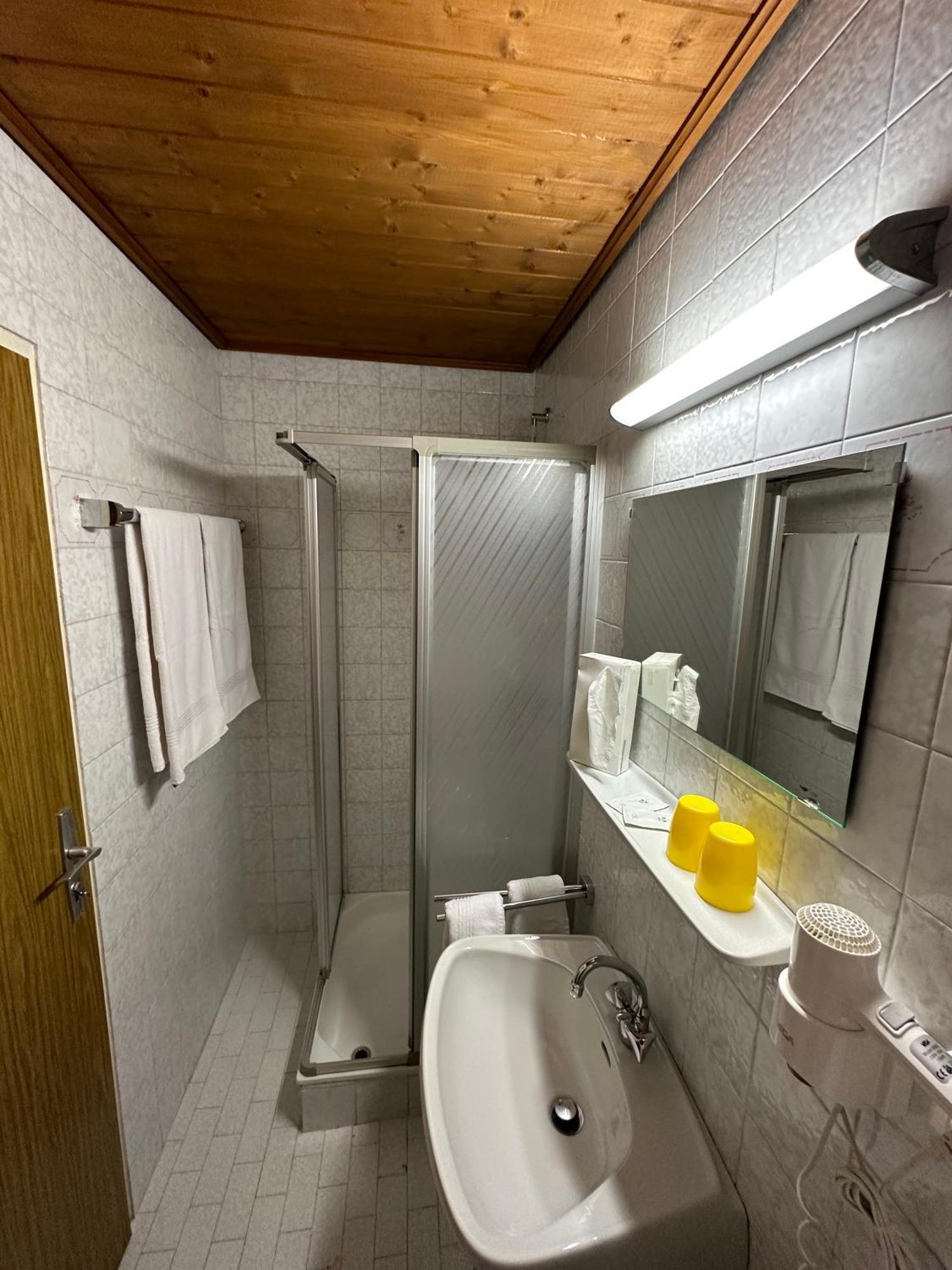 Pension Dorferwirt Bramberg am Wildkogel Habitación foto